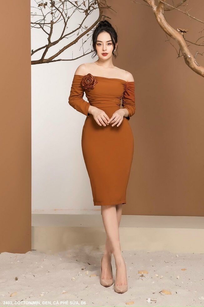 Đầm Ôm Cổ Ngang - D2403